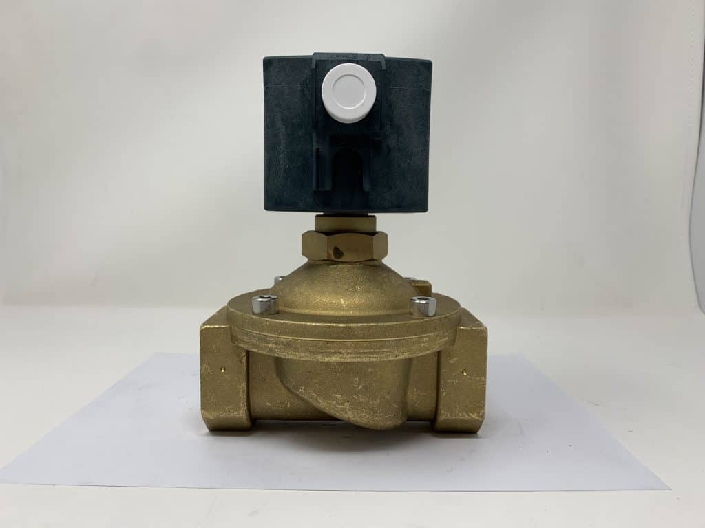 Elettrovalvola CEME tipo 8418NN390SF57 230V AC 50- DN.39 G.1"1/2